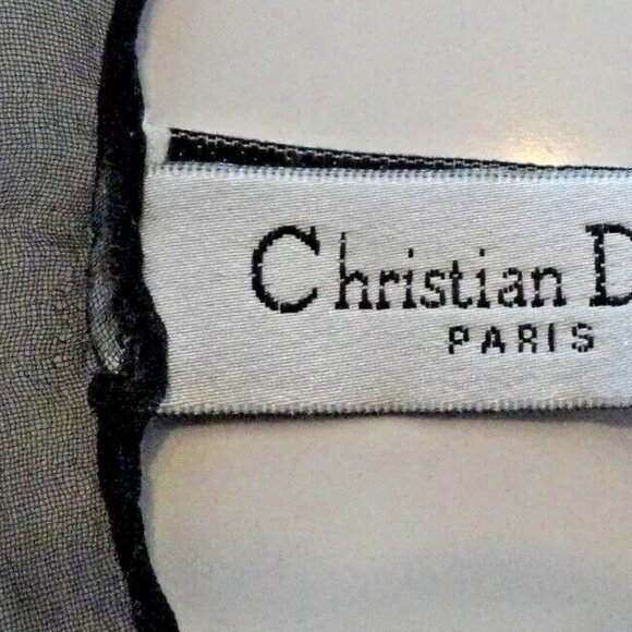 NEW AUTHENTIC RARE 2022 100% SILK CHRISTIAN DIOR PARIS SCARF SCARVE GOLD 60"X20" - Picture 9 of 15